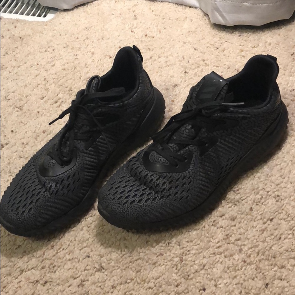 Black Adidas Aloha bounces